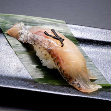 江戸前黒むつ昆布〆｜赤坂で寿司のテイクアウト・デリバリーなら東京寿司 ITAMAE SUSHI