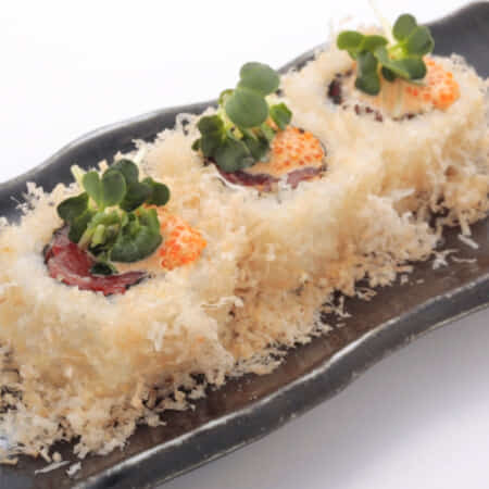 スパイシーツナロール(3ヶ)｜赤坂で寿司のテイクアウト・デリバリーなら東京寿司 ITAMAE SUSHI