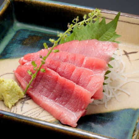 天然本まぐろ中とろ刺身(4切)｜赤坂で寿司のテイクアウト・デリバリーなら東京寿司 ITAMAE SUSHI